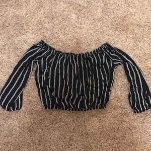 Off the shoulder cropped long sleeve
